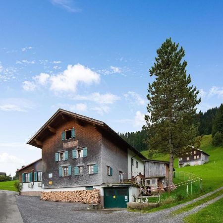Vintage Holiday Home in Vorarlberg near Ski Area Schwarzenberg im Bregenzerwald Eksteriør billede