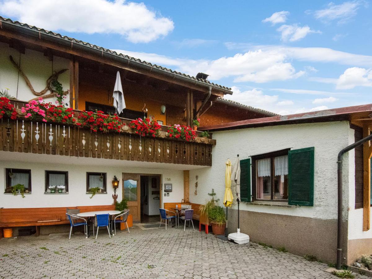Vintage Holiday Home in Vorarlberg near Ski Area Schwarzenberg im Bregenzerwald Eksteriør billede